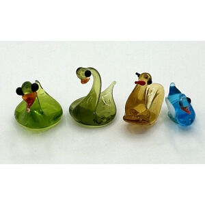 Vintage Blown Glass Miniature Swan Figurines Set of 4 SKU PB197‎
